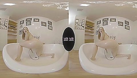 Hot naked solo female in steamy shower with a vr porn