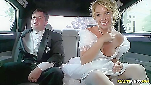 Horny blonde milf gets fucked and she likes riding