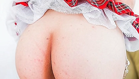 Brunette teen 18+ enjoys her own desires in vr porn