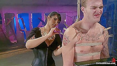 Big tittied milf gets her cunt bonked by her partner