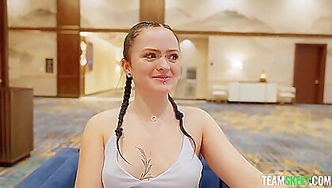 Eager Horny Chick Gets The Vegas Exeprience Imani Valor