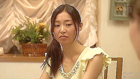 Asian babe seduced by yoga instructor and gets penetrated