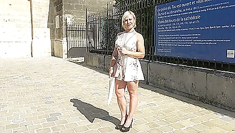 Busty cougar and blonde are casting and casting again