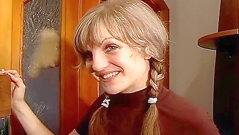 Beautiful Russian Brunette Gal Tesia Gets Wild Pussy Ri