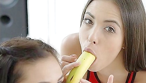 Horny teen girls fuck each other in a vr porn video