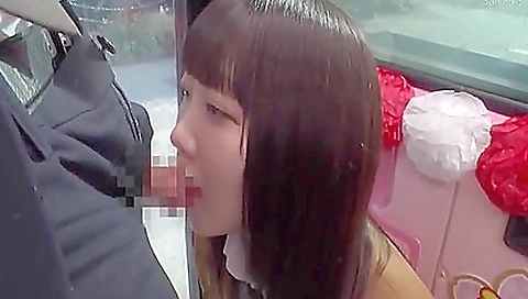 Japanese girl gets her cunt bonked in a hardcore porn clip